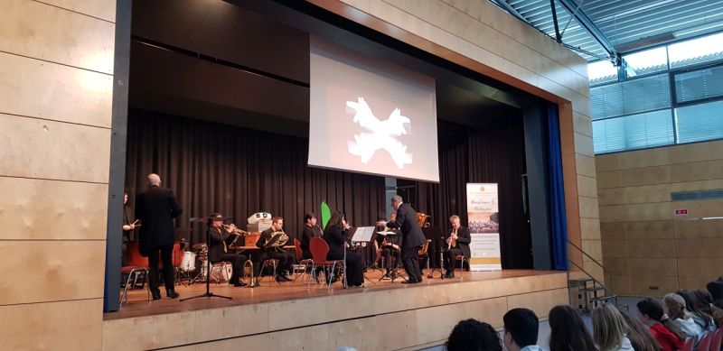 Orchester Revolution (3).jpg