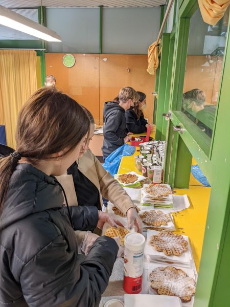 SMV_Waffelverkauf_22 (2).jpg