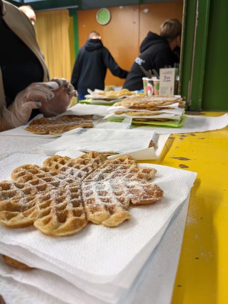 SMV_Waffelverkauf_22 (4).jpg
